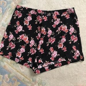 Floral high waisted shorts