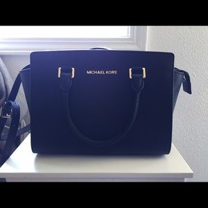 Black Michael Kors Selma Medium Handbag