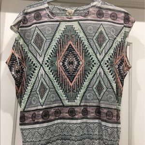 Aztec tee