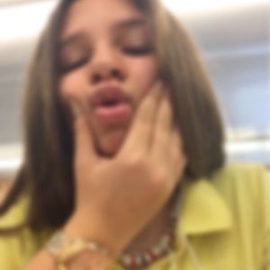 Meet your Posher, Aliya