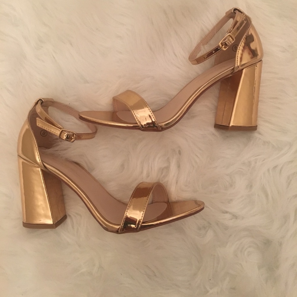 "Bounce" Rose Gold Block Heels - Picture 3 of 6