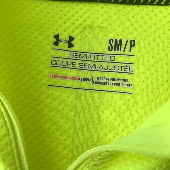 Under amour run long sleeve, S - Picture 2 of 6