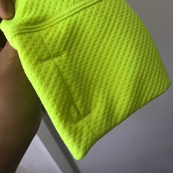 Under amour run long sleeve, S - Picture 4 of 6