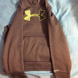 Under armor sweatshirt