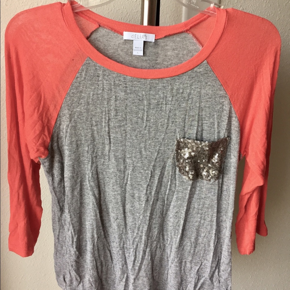 Gray/peach baseball style top