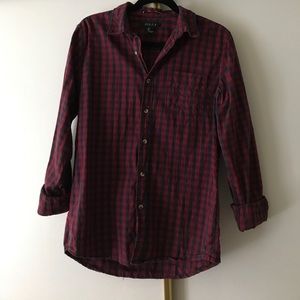 FOREVER 21 Long-Sleeve Plaid Button Down Shirt