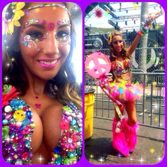 Rainbow Hippy Bra + Tutu - Picture 2 of 2