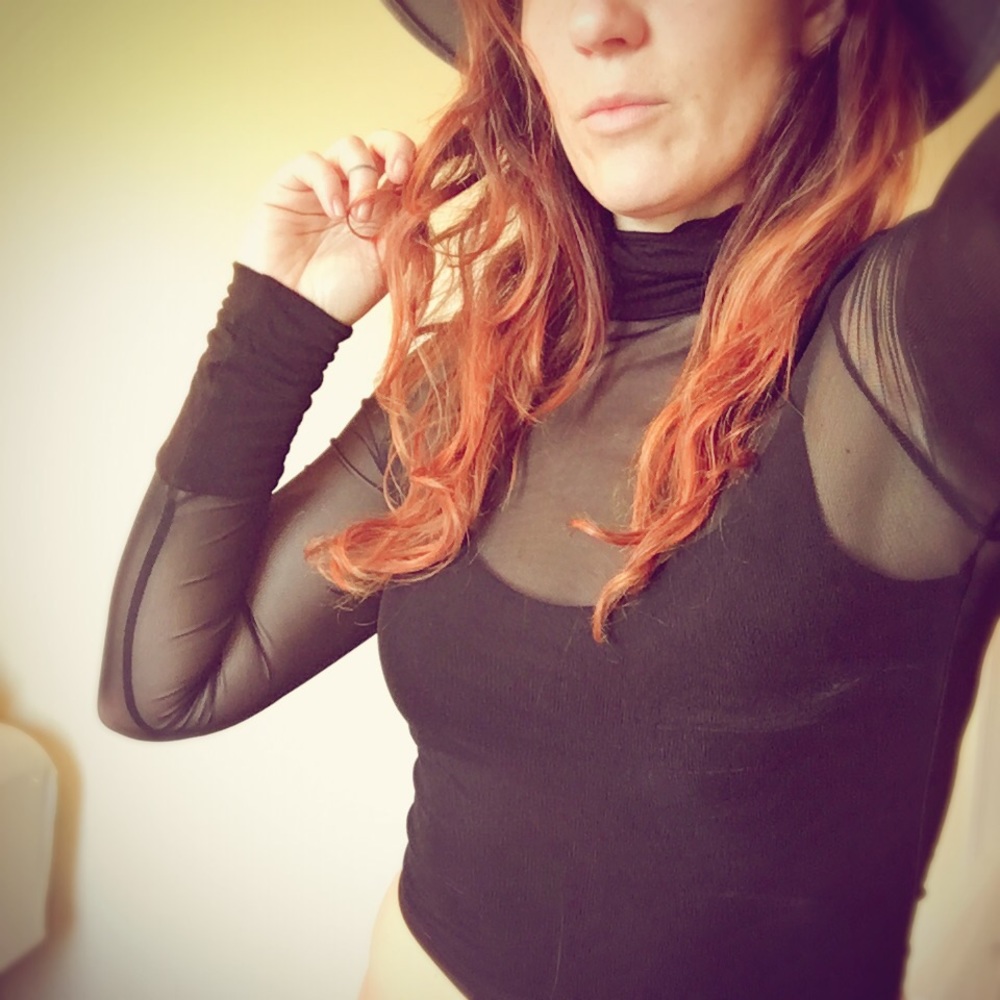 Black mesh crop turtle neck