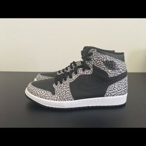 Jordan Retro 1 "Un-Supreme"