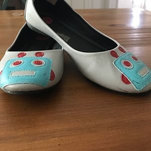 🤖Mod Cloth Robot flats! 🤖