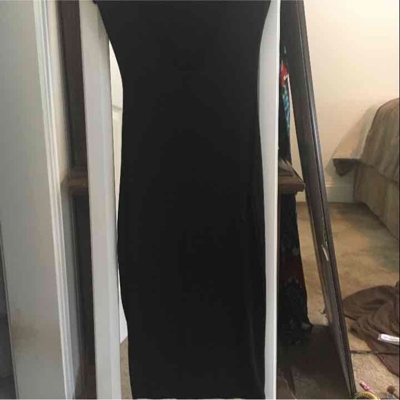 Open back form fitting dress - Picture 3 of 4