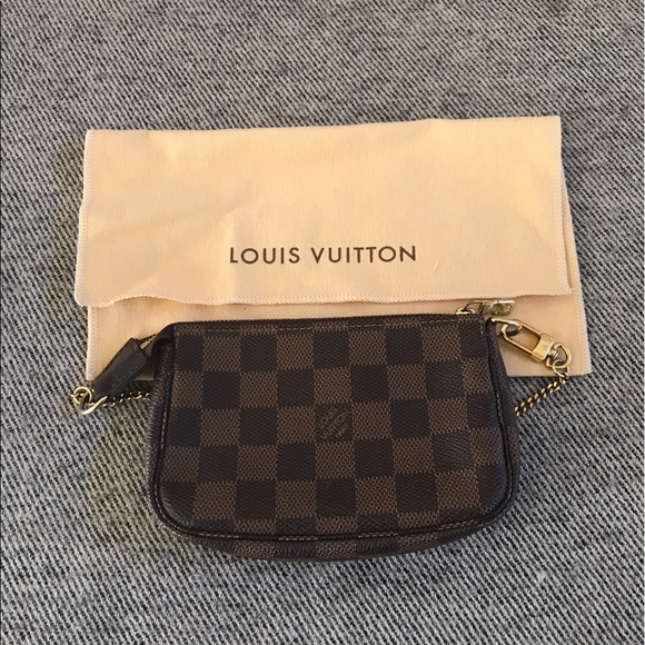 Authentic Louis Vuitton pochette in DE - Picture 1 of 8