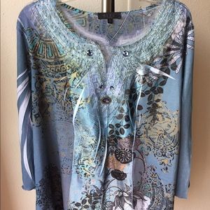 Gorgeous blue printed top