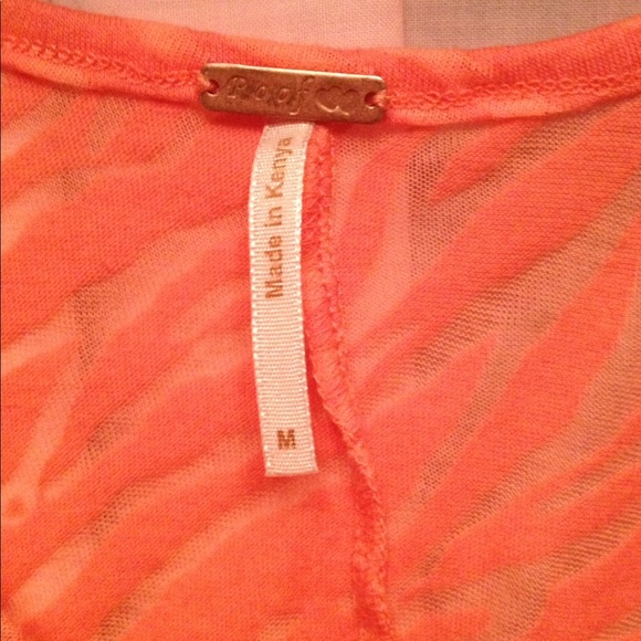 Sheer Coral Sleeveless Top - Picture 2 of 3