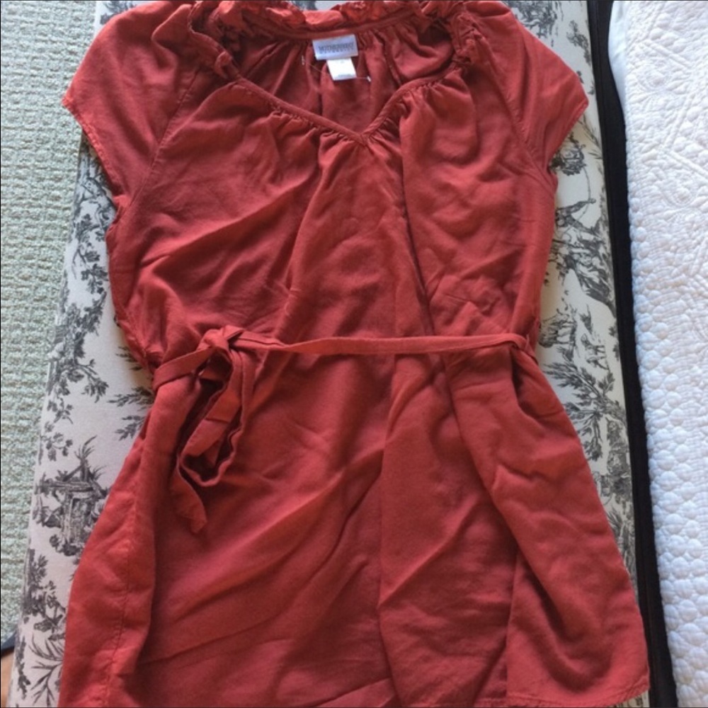 Motherhood maternity shirt sleeve top