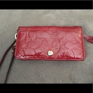 Coach wallet - Patent Leather / Deep Red - Classy!