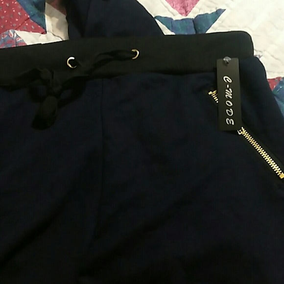 Skinny jogging pants - Picture 2 of 4