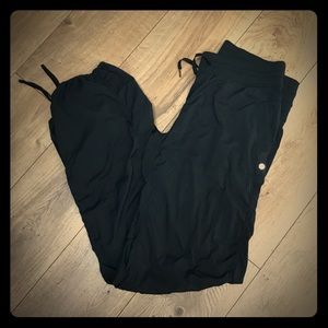 Lululemon studio pants 12