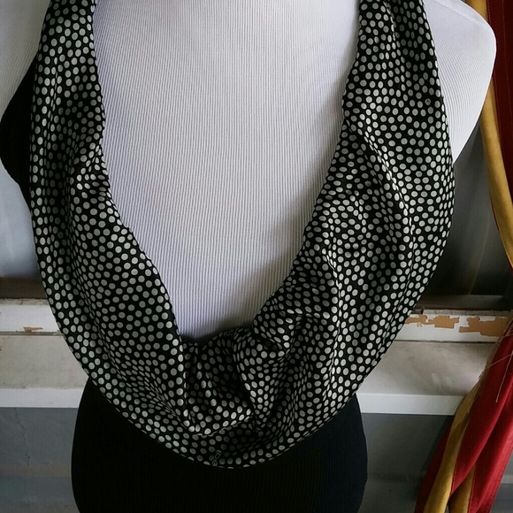 Bebe woman's beautiful halter top with polka dot size medium - Picture 2 of 5