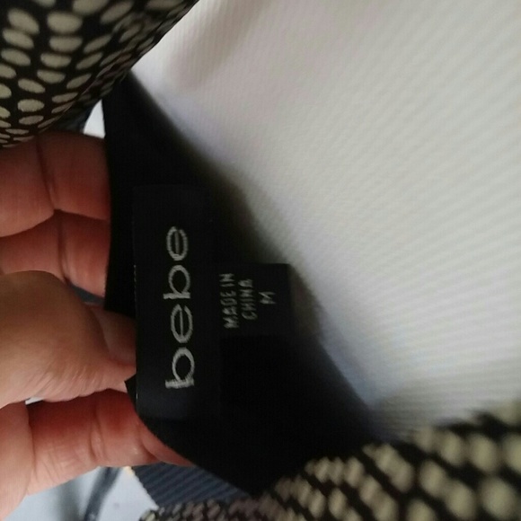 Bebe woman's beautiful halter top with polka dot size medium - Picture 4 of 5