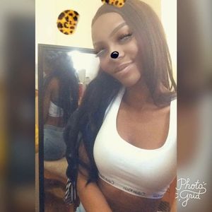 Meet your Posher, Faith