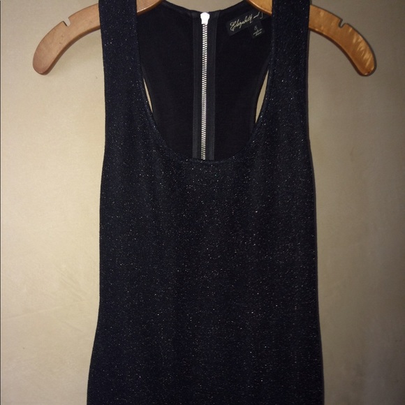 Elizabeth and James sparkle dressed Size small - Picture 2 of 5