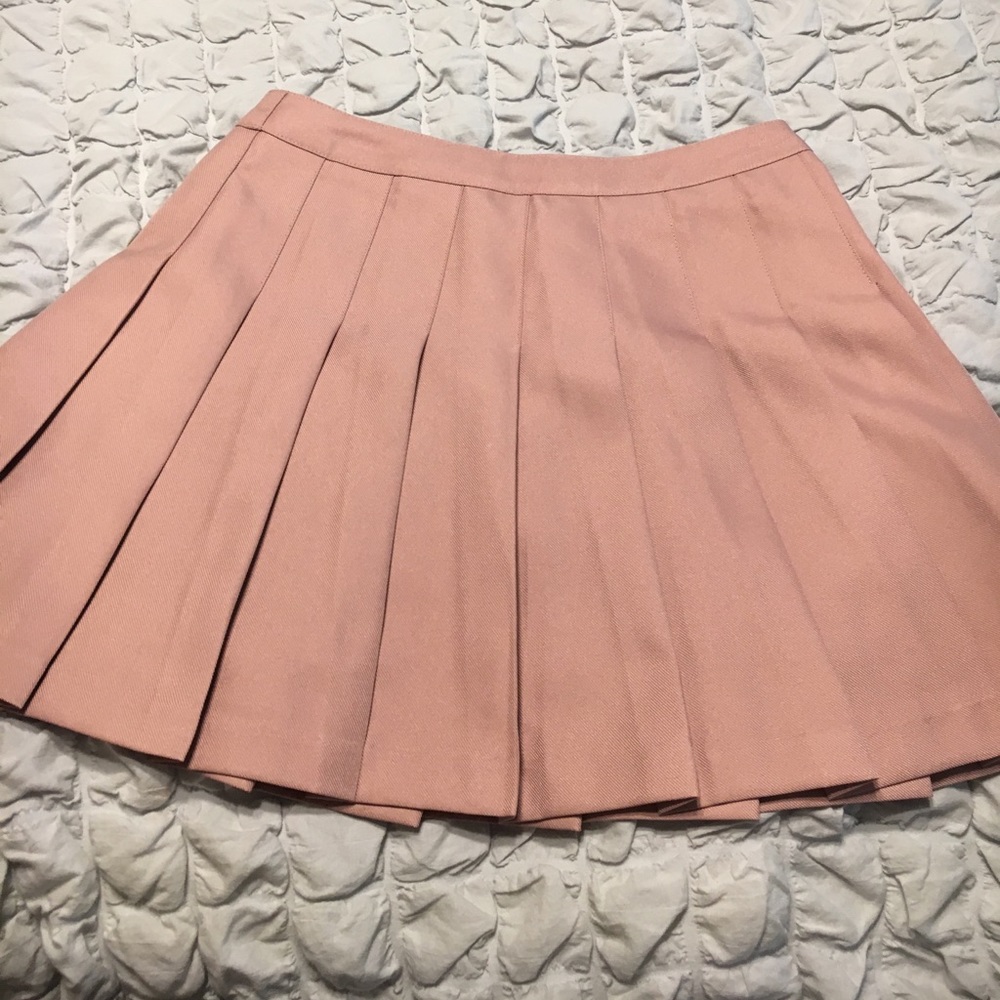 NWT pleated skirt