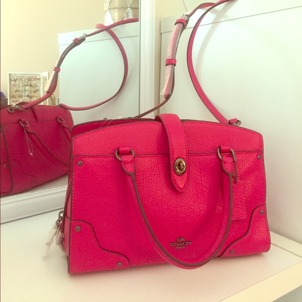 💕Hot pink studded Coach crossbody handbag