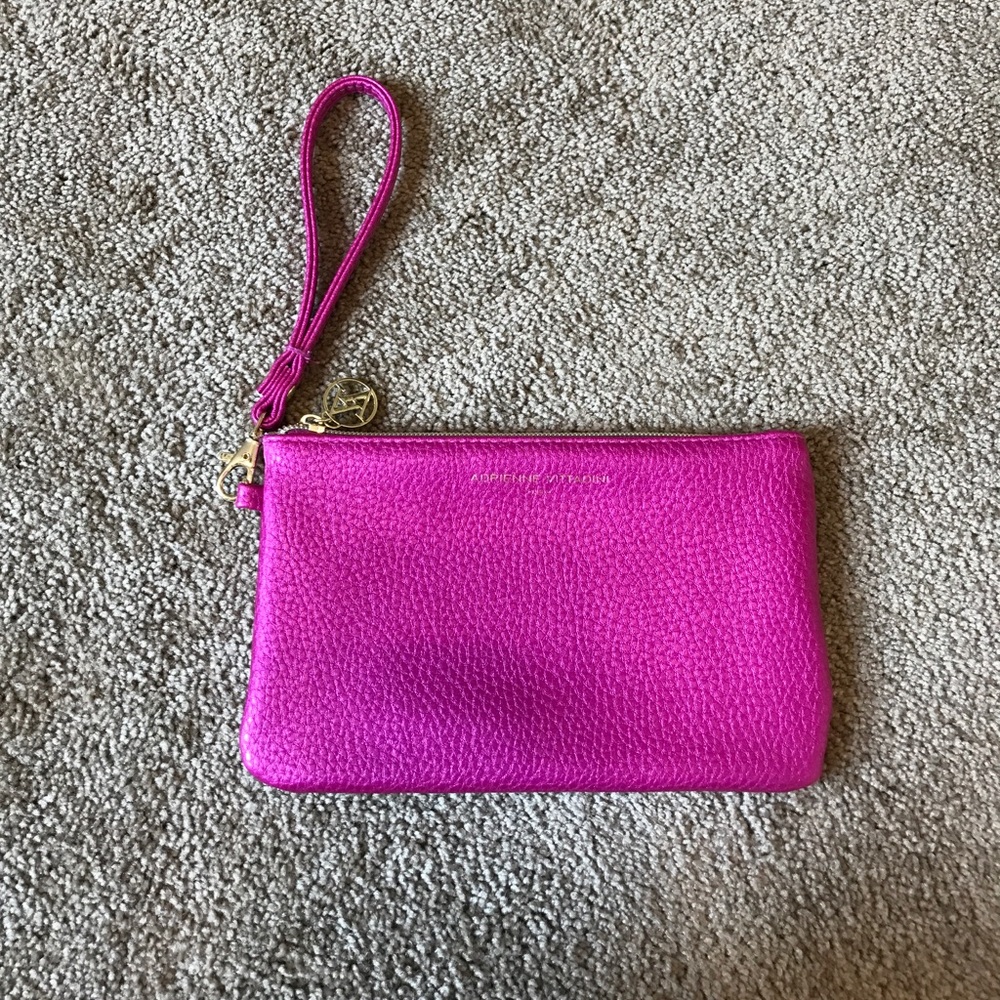 🚫SOLD🚫 ADRIENNE VITTADINI Wristlet