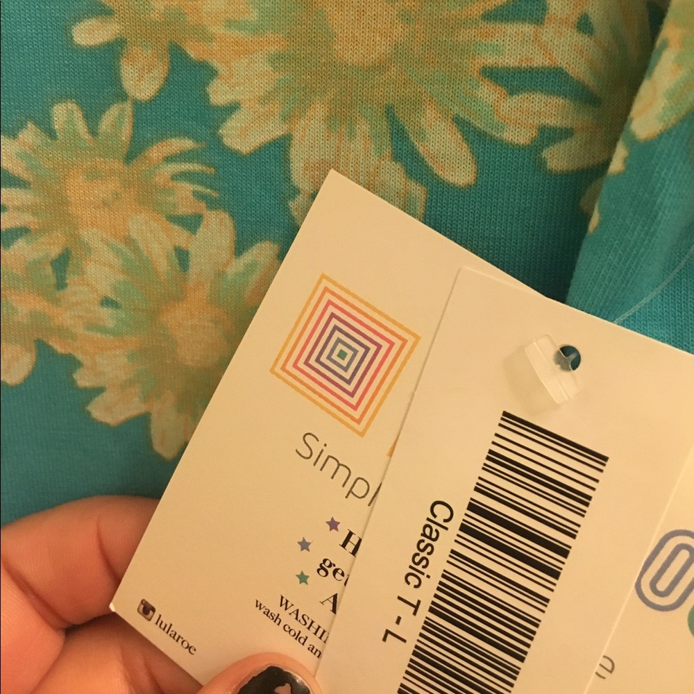 Lularoe Classic T