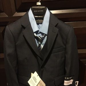 Boys 3-Piece Navy Blue Suit ~size 5