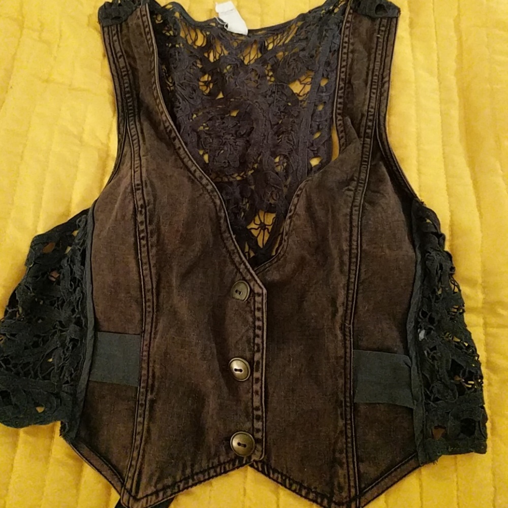 Free people navy lace vest M