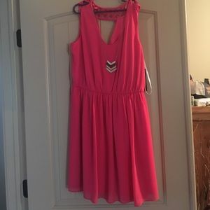 pink dress