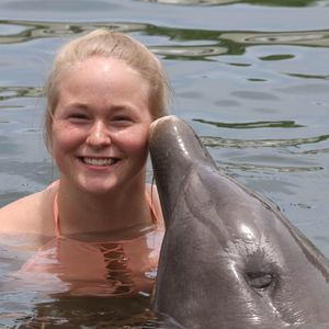 Meet your Posher, Holly