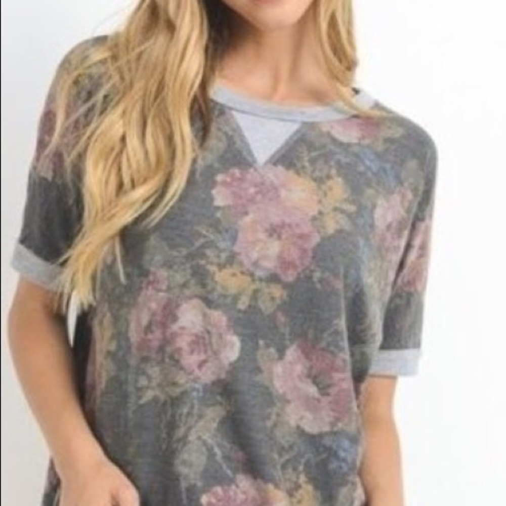 Floral tshirt