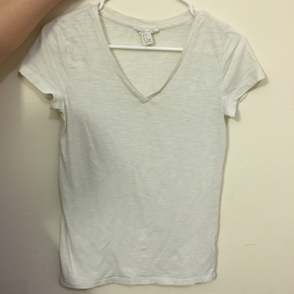 White plain short sleeves