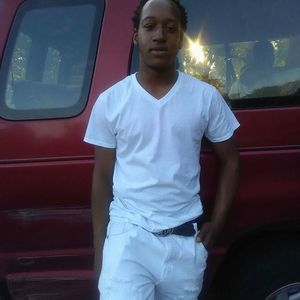 Meet your Posher, Gregory