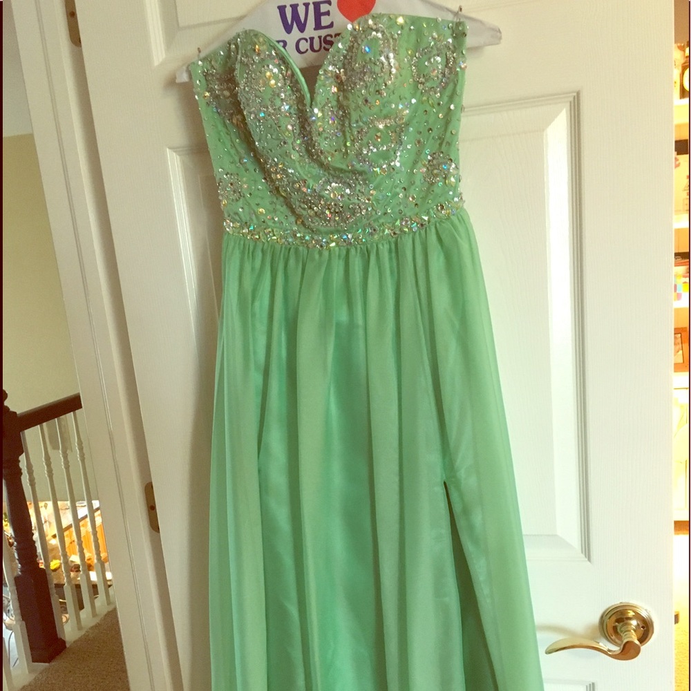 Prom dress