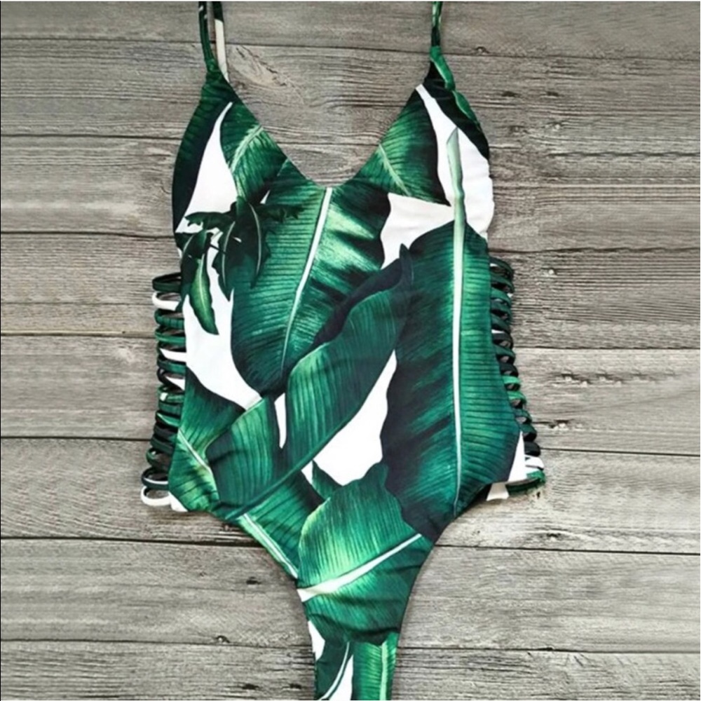 Harper Banana leaf swimsuit monokini - Picture 5 of 7