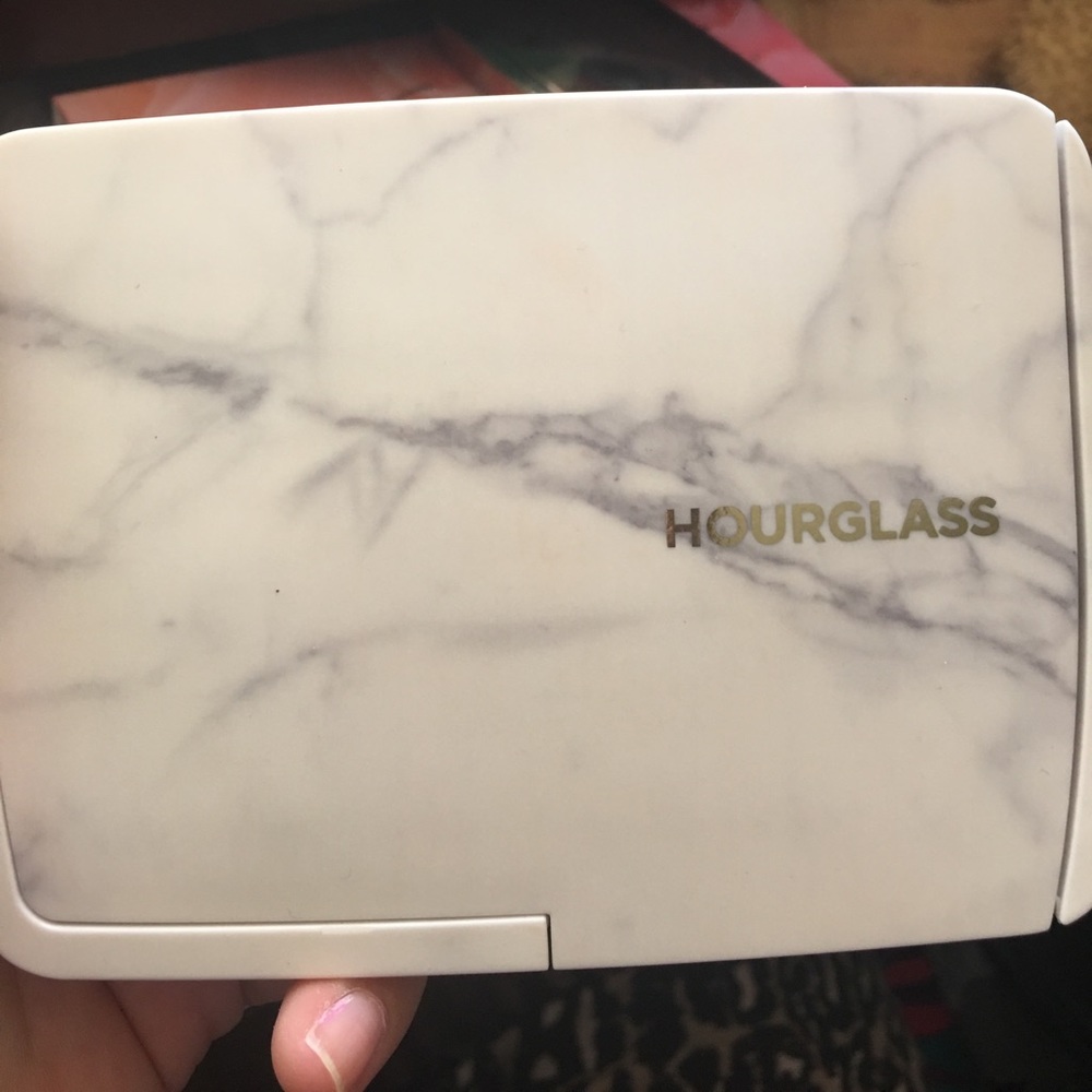 LE hourglass ambient lighting surreal palette