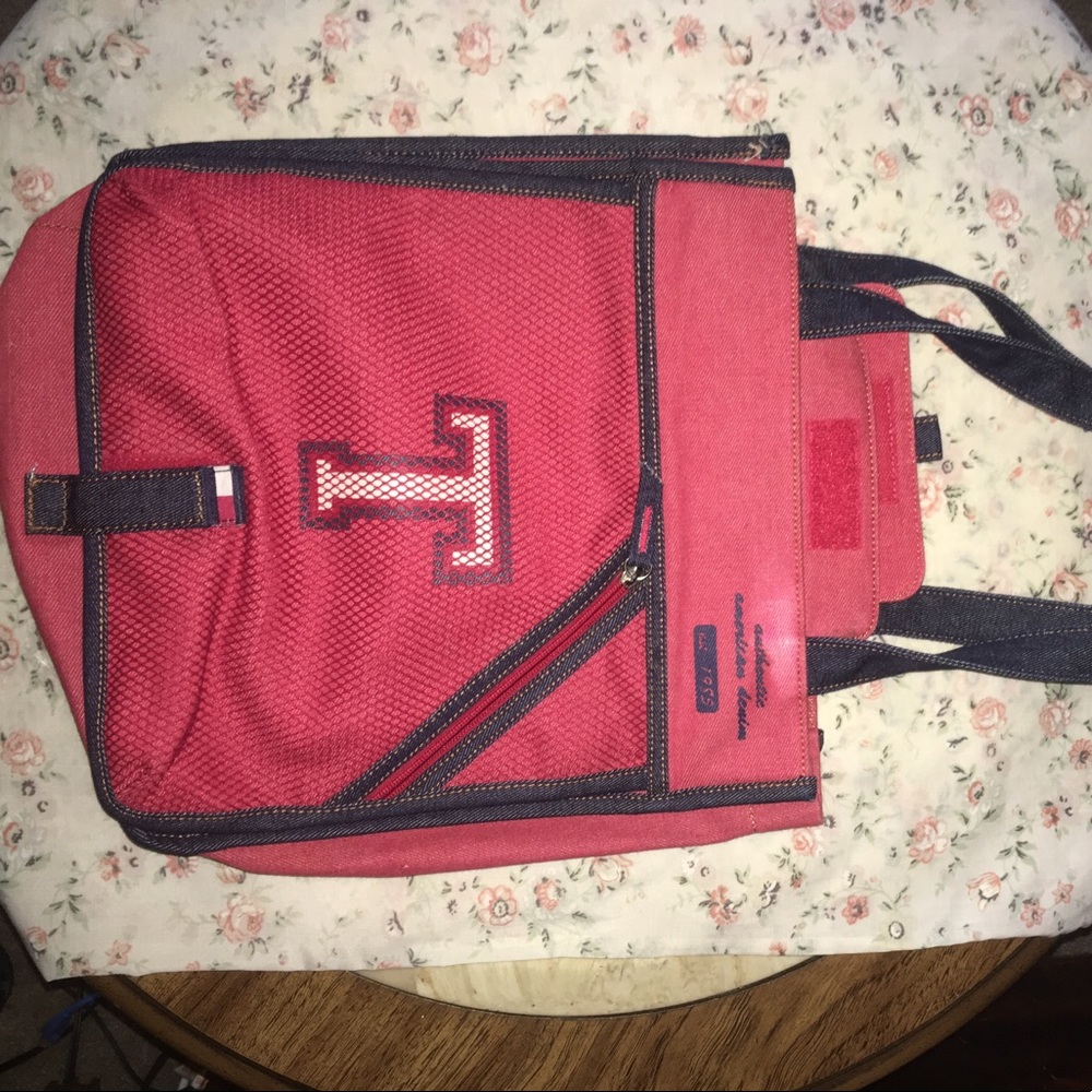 Tommy Hilfiger bag