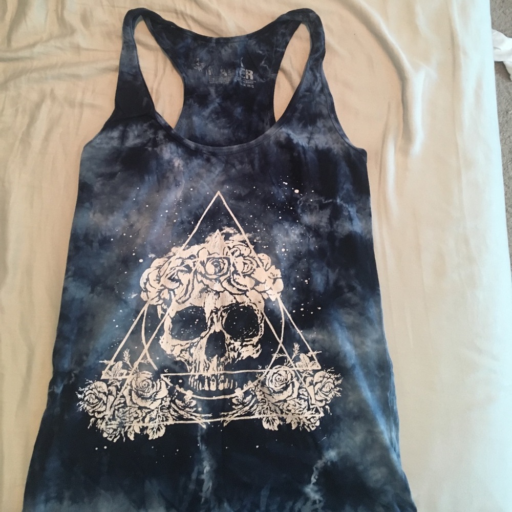 Skull in triangle blue tank top
