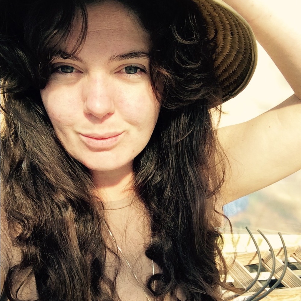 Meet your Posher, Suzie