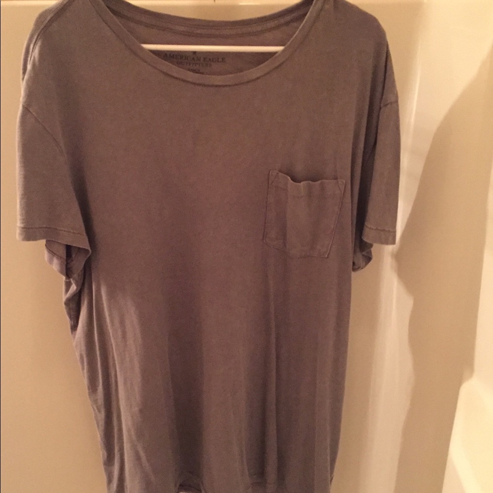 American Eagle Tshirt