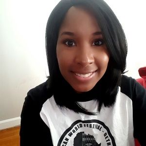 Meet your Posher, Shaina