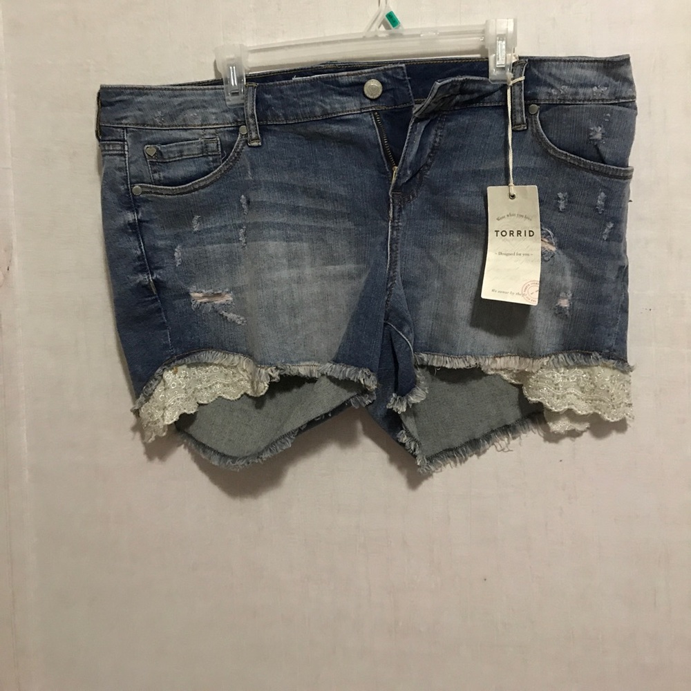 Torrid Lace Insert Shorts