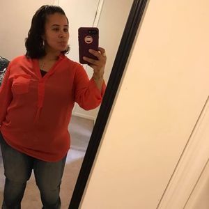 Meet your Posher, Amber