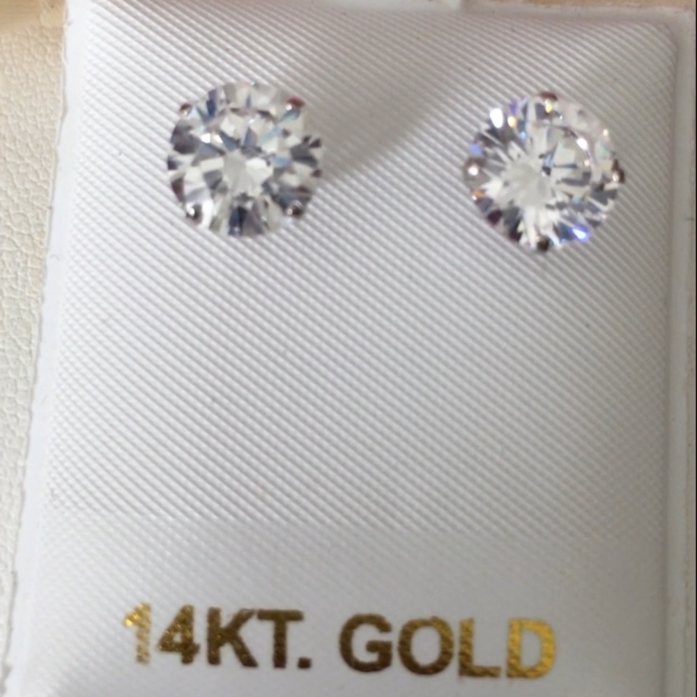 14k Pure White Gold 8mm CZ Stud Earrings - Picture 1 of 4