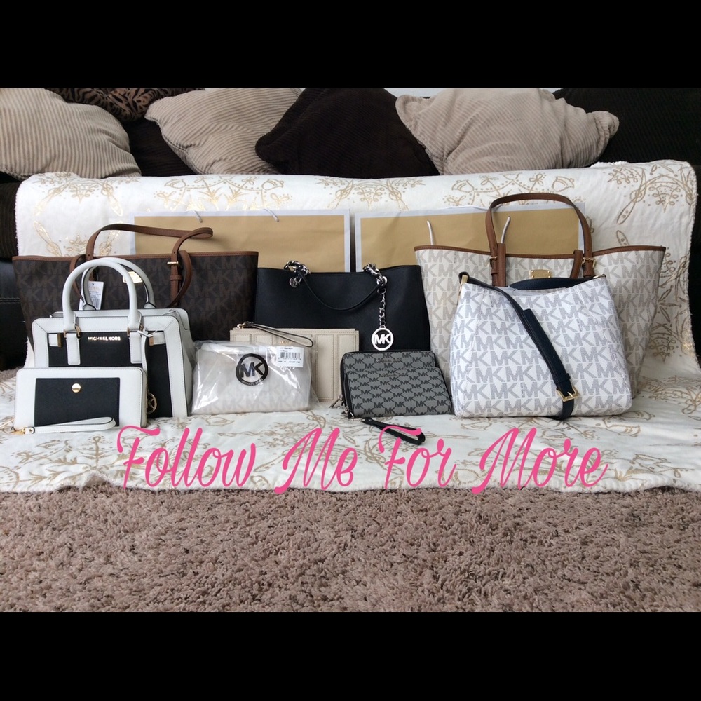 ✨BRAND NEW MICHAEL KORS✨