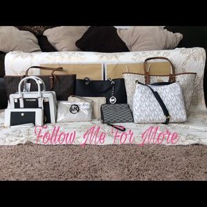 ✨BRAND NEW MICHAEL KORS✨
